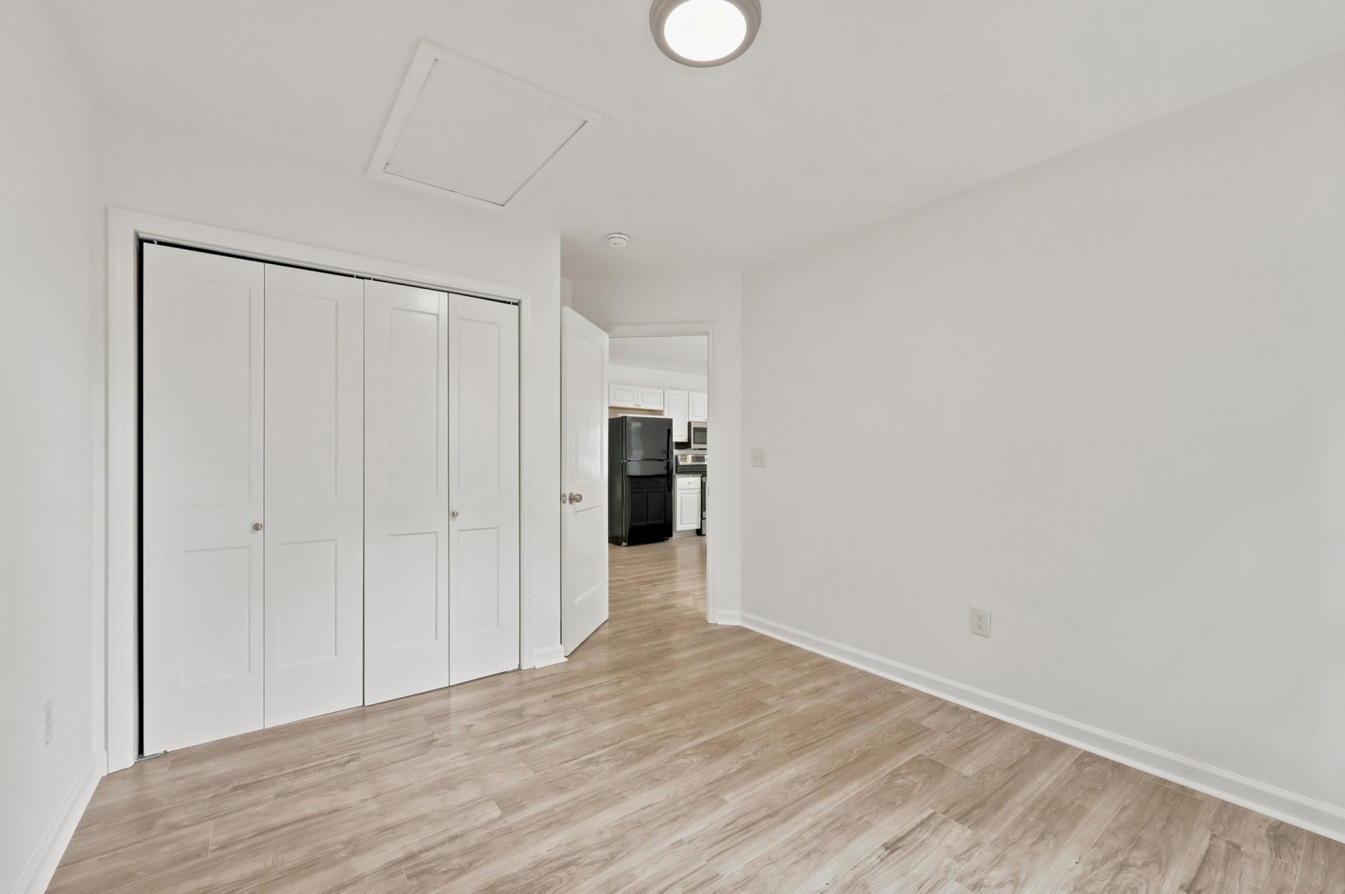 403 Bayview Dr.  Photo 13