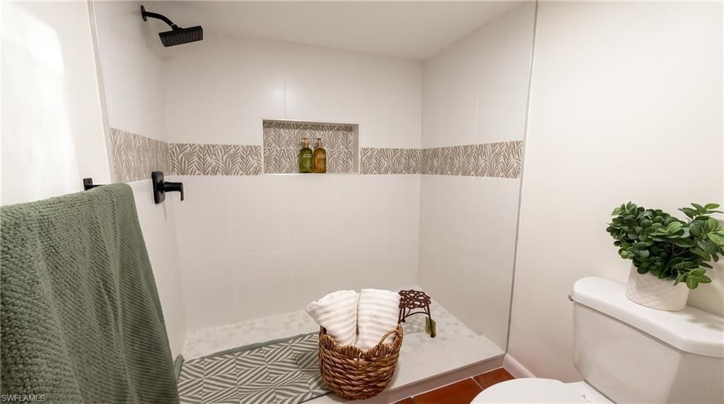 1826 Kings Lake Blvd , Unit 203, Naples, FL 34112 Photo