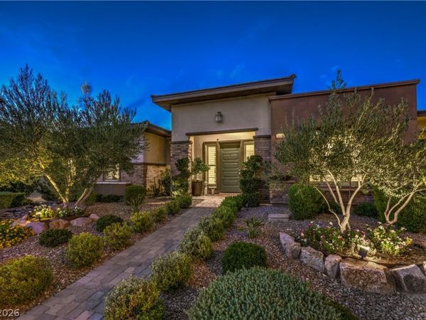 6842 Regency Crest Drive , Las Vegas, NV 89148