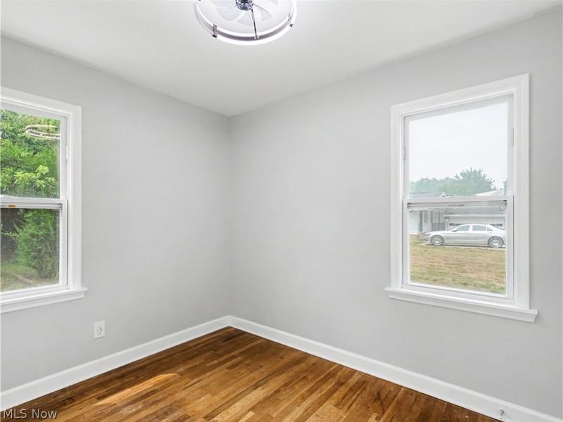 19808 kings Highway, Warrensville Heights, OH 44122 Photo 13