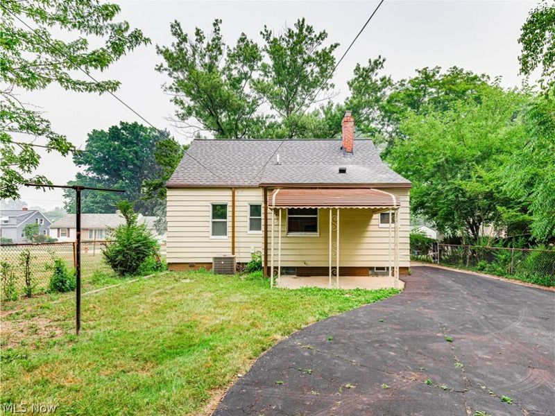 19808 kings Highway, Warrensville Heights, OH 44122 Photo 21