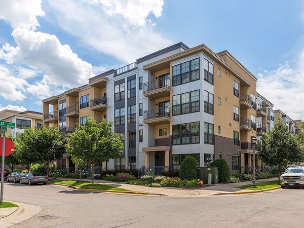 2566 Ellis Avenue, Unit 416, Saint Paul, MN 55114