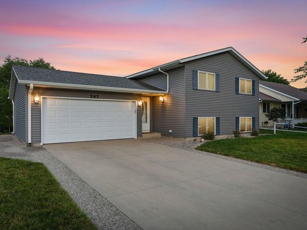 747 Louisiana Street NW, Hutchinson, MN 55350