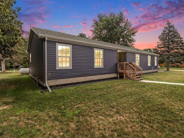 5957 E Ford Lake Dr. Drive, Fountain, MI 49410