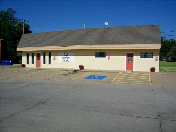 604 N Van Buren Street, Enid, OK 73703