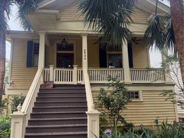 2330 OCTAVIA Street , New Orleans, LA 70115