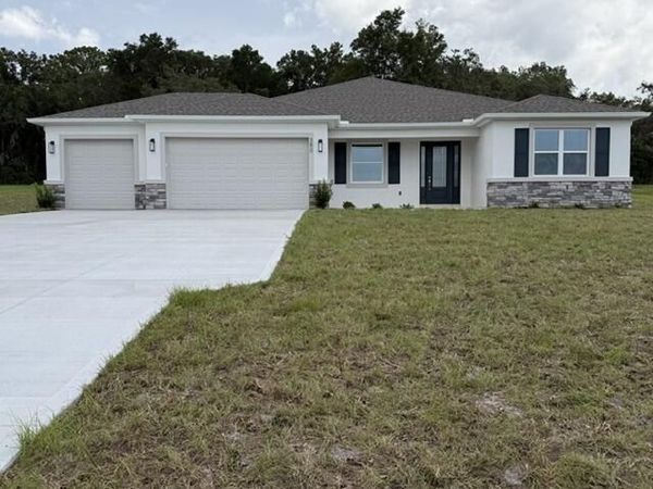 380 E Dusty Court , Hernando, FL 34442