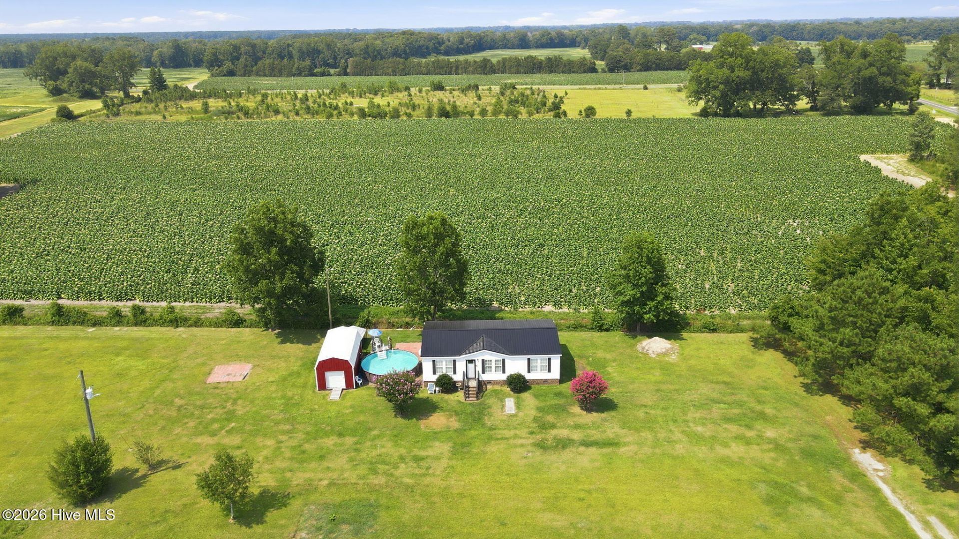 837 Plantation Road, Trenton, NC 28585 Main Photo