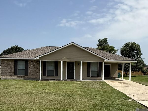 3756 Karen Dr, Brusly, LA 70719
