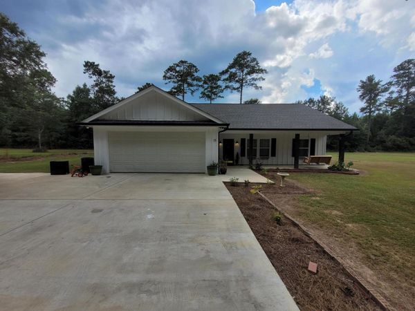 15 Cottage View Dr., Ellisville, MS 39437