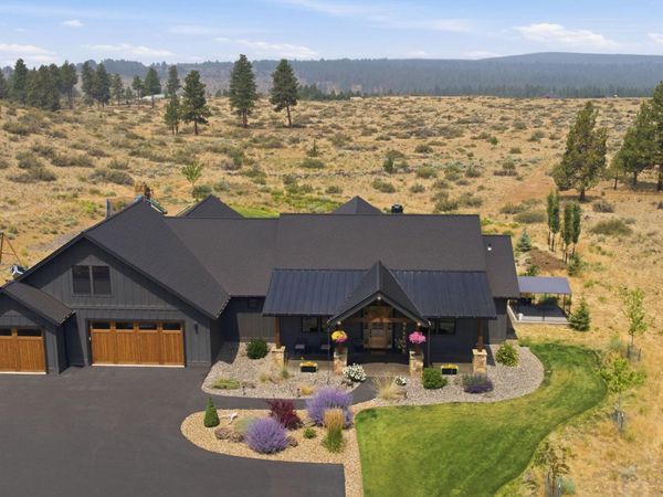 70041 Annies Drive, Sisters, OR 97759