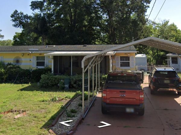 2427 LOOKING GLASS Lane, Jacksonville, FL 32210