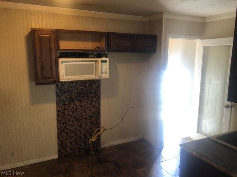 21507 Franklin Road, Maple Heights, OH 44137 Photo 3