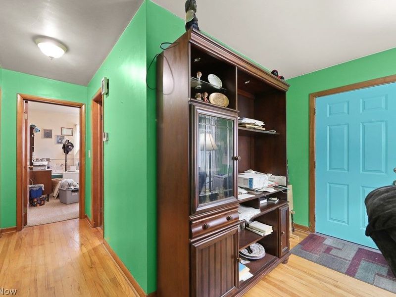 959 W Broadway Street, Alliance, OH 44601 Photo 4