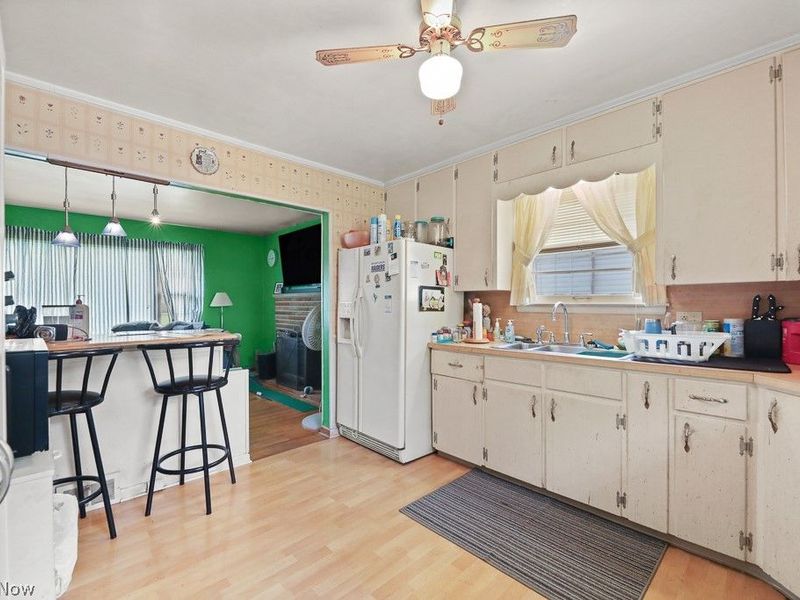959 W Broadway Street, Alliance, OH 44601 Photo 8