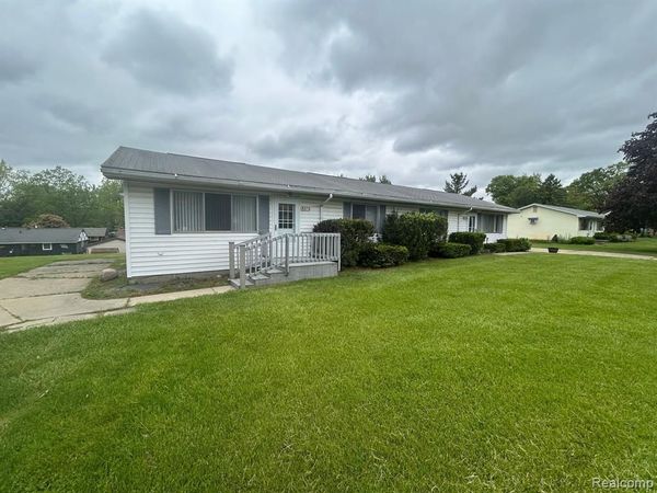 5272 VAN WINKLE Street , Brighton, MI 48116