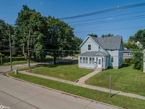 546 S 4Th Streets, Forest City, IA 50436