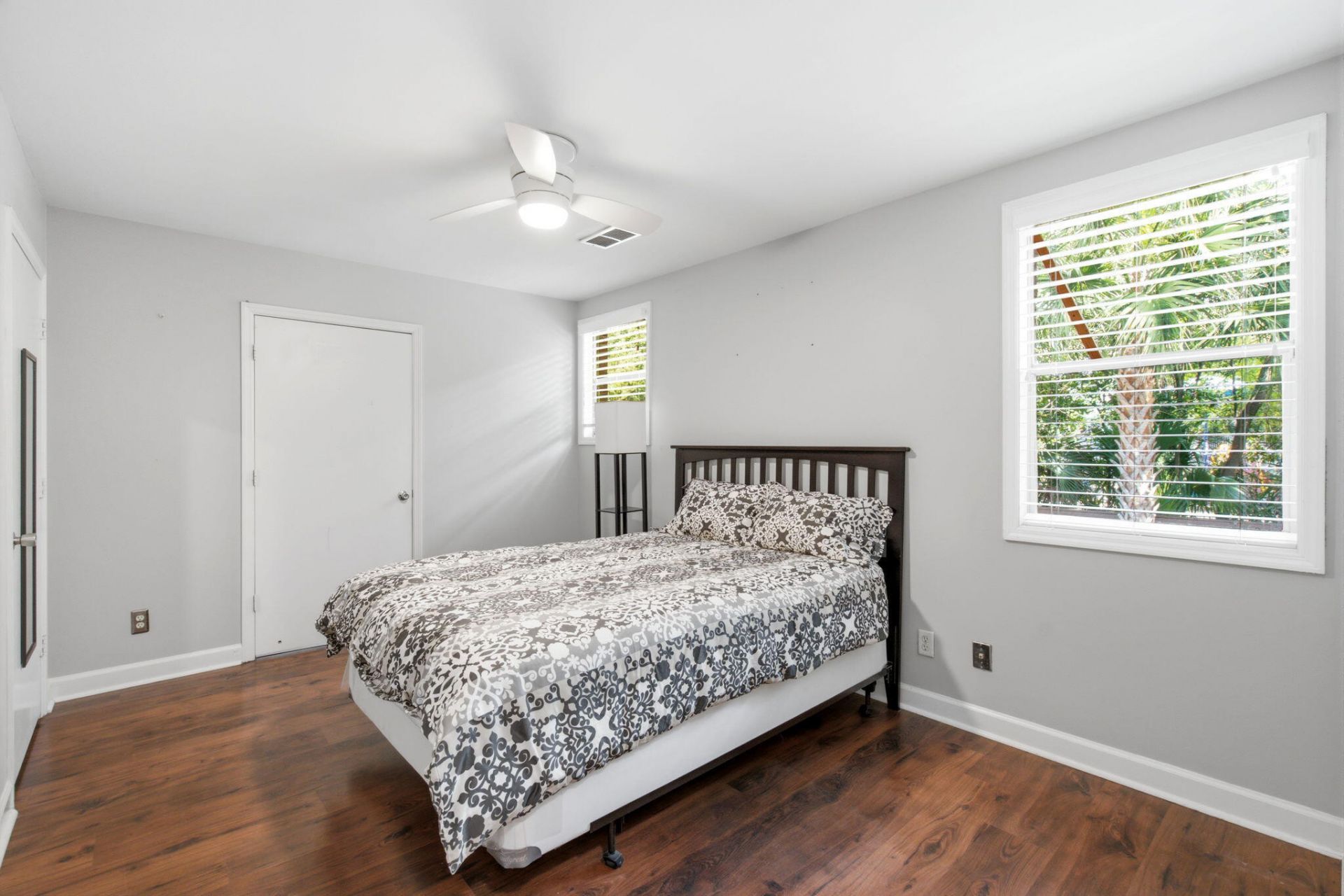71 Gadsden Street Photo 14