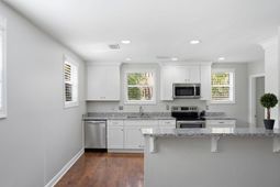 71 Gadsden Street photo 4