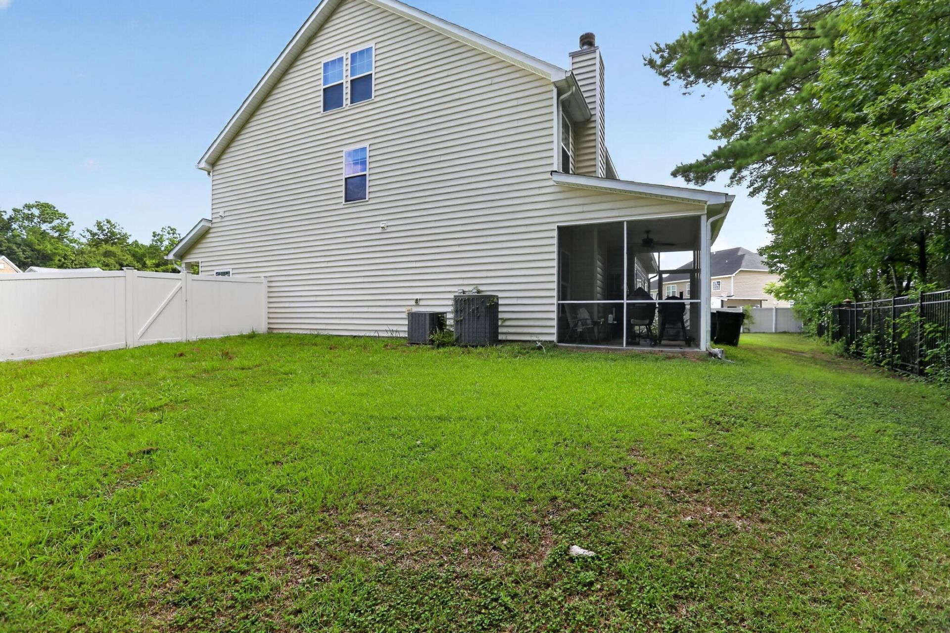 223 Buttonbush Court Photo 18