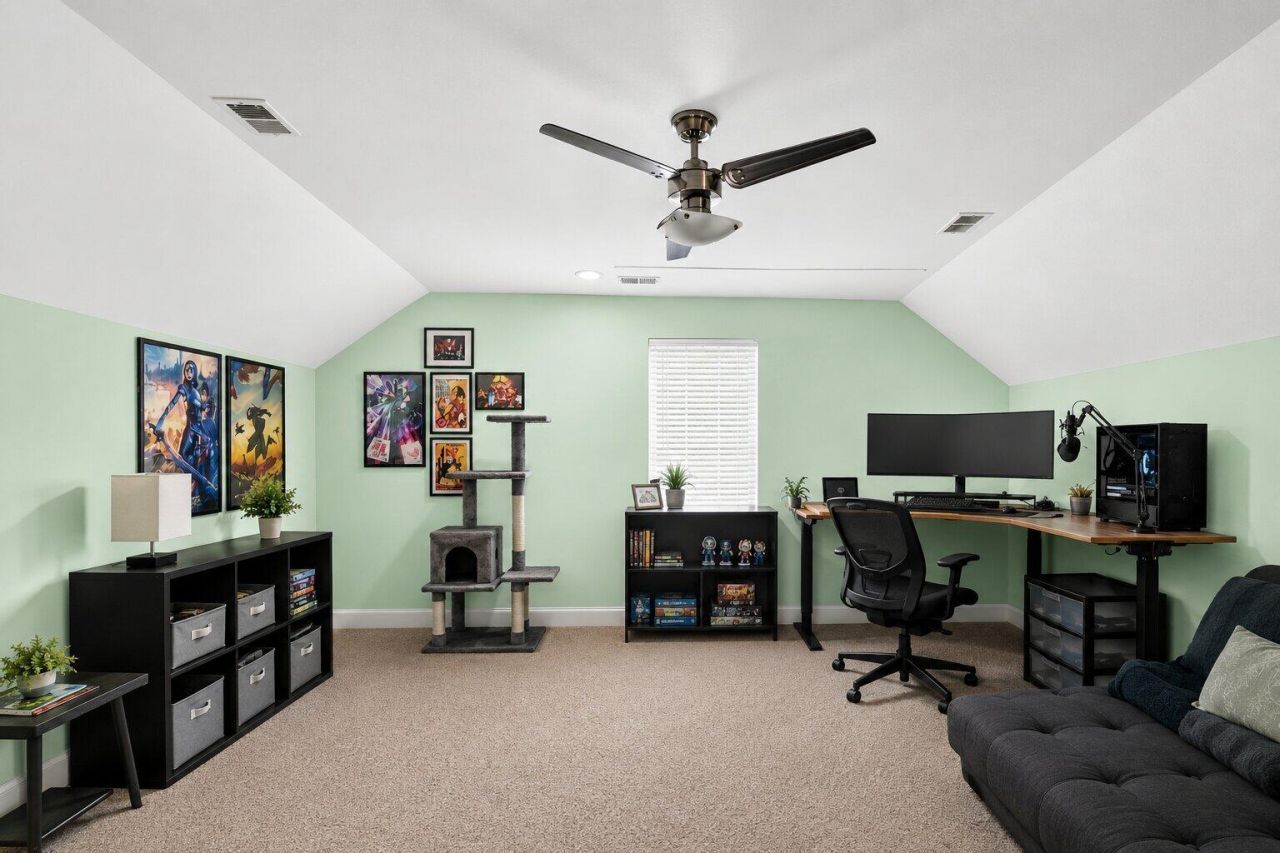 223 Buttonbush Court Photo 9