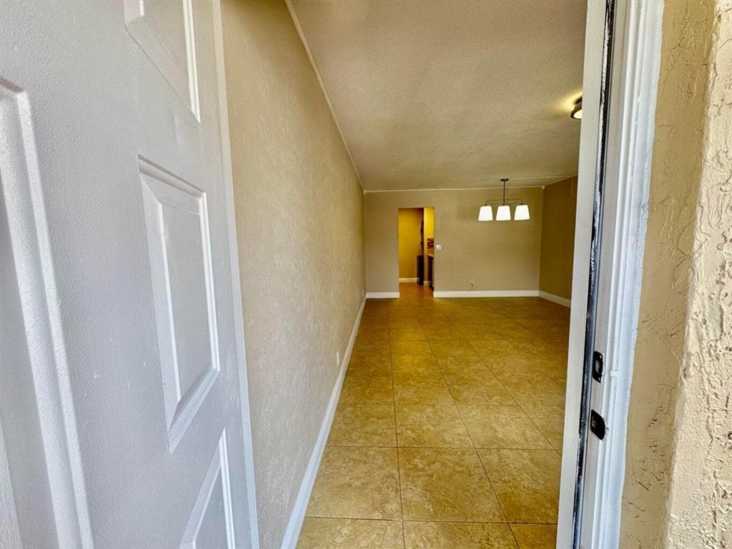10008 Twin Lakes Drive, Unit 36-A, Coral Springs, FL 33071 Photo