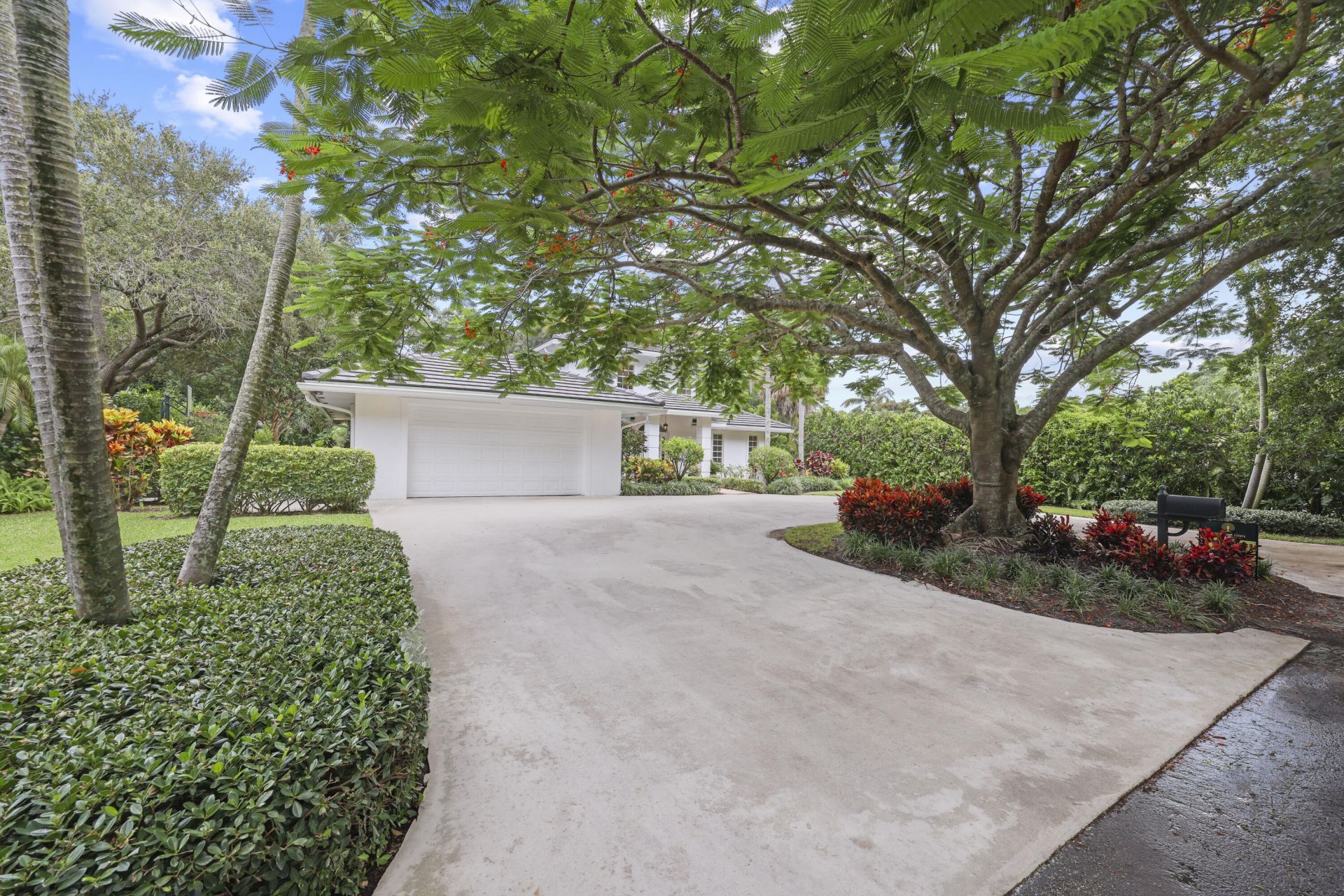 2396 Shore Drive, Palm Beach Gardens, FL 33410 Photo