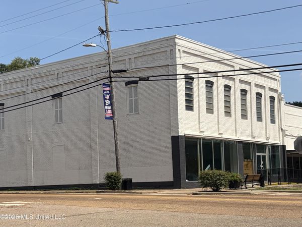 101 W Railroad Avenue, Magnolia, MS 39652