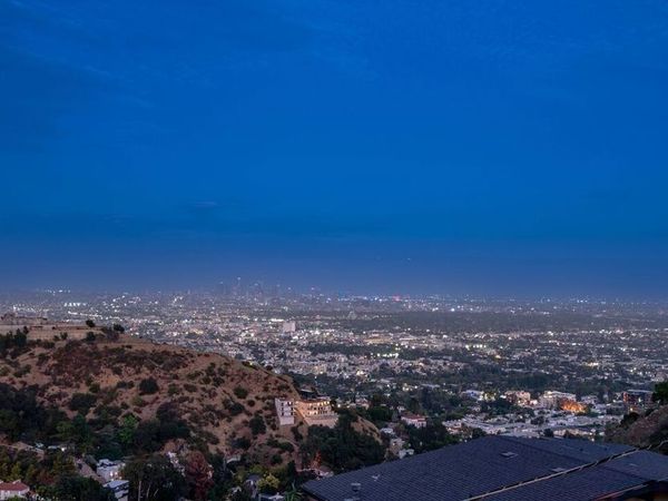 8184 Mannix Drive, Los Angeles, CA 90046