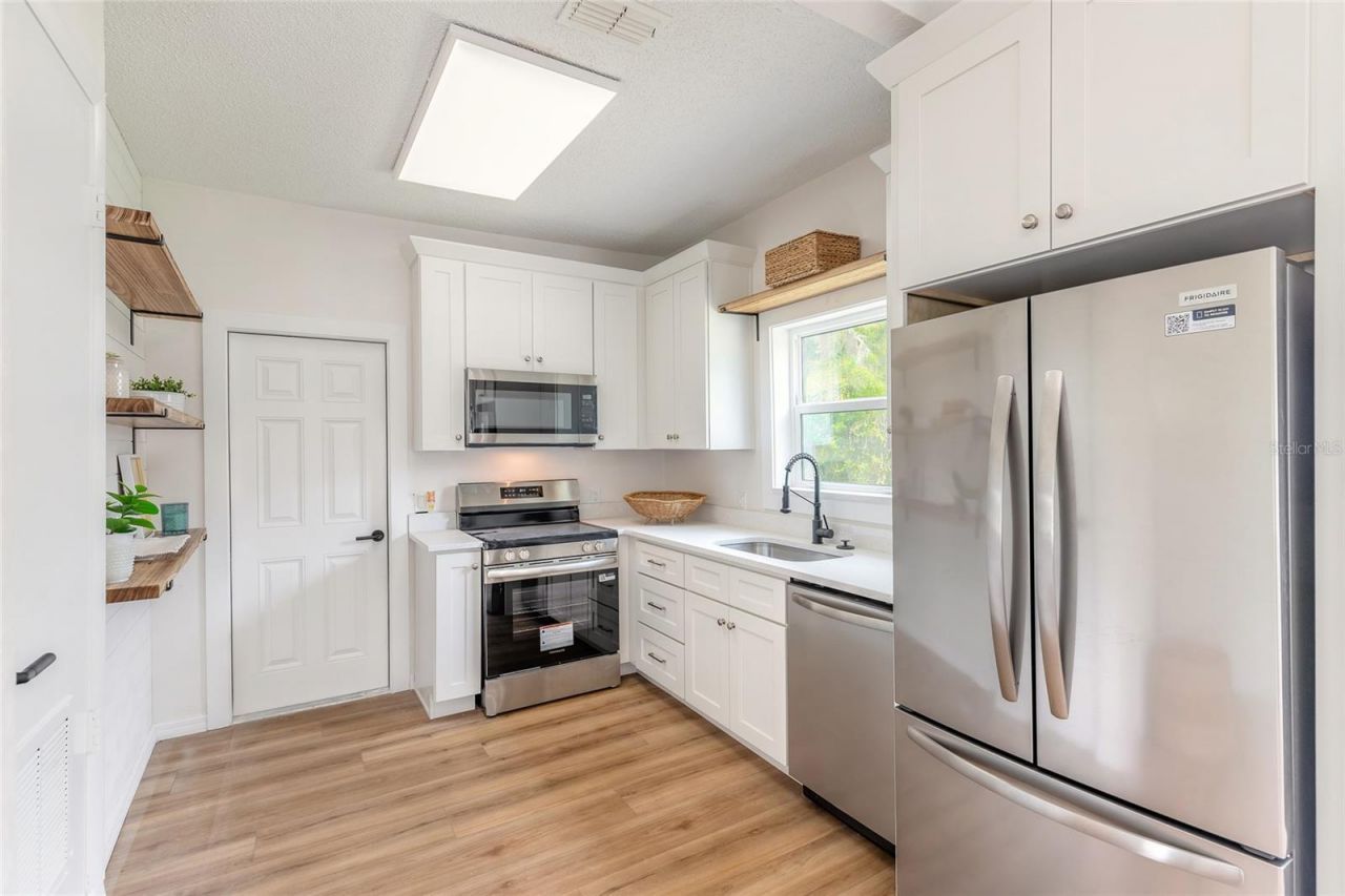 306 Sheldon Street, New Smyrna Beach, FL 32168 Photo