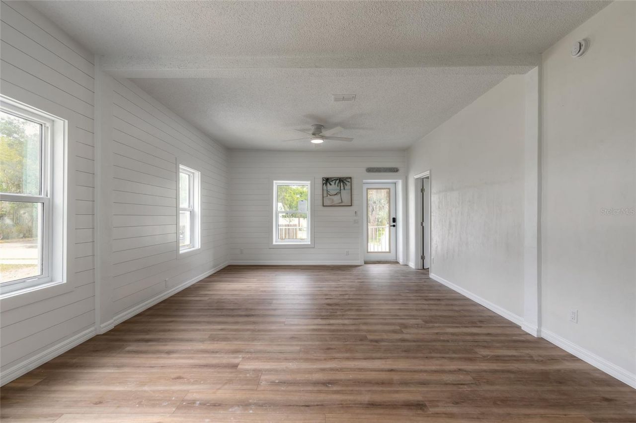 306 Sheldon Street, New Smyrna Beach, FL 32168 Photo