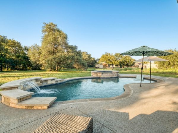 101 Enclave Park CV, Georgetown, TX 78633