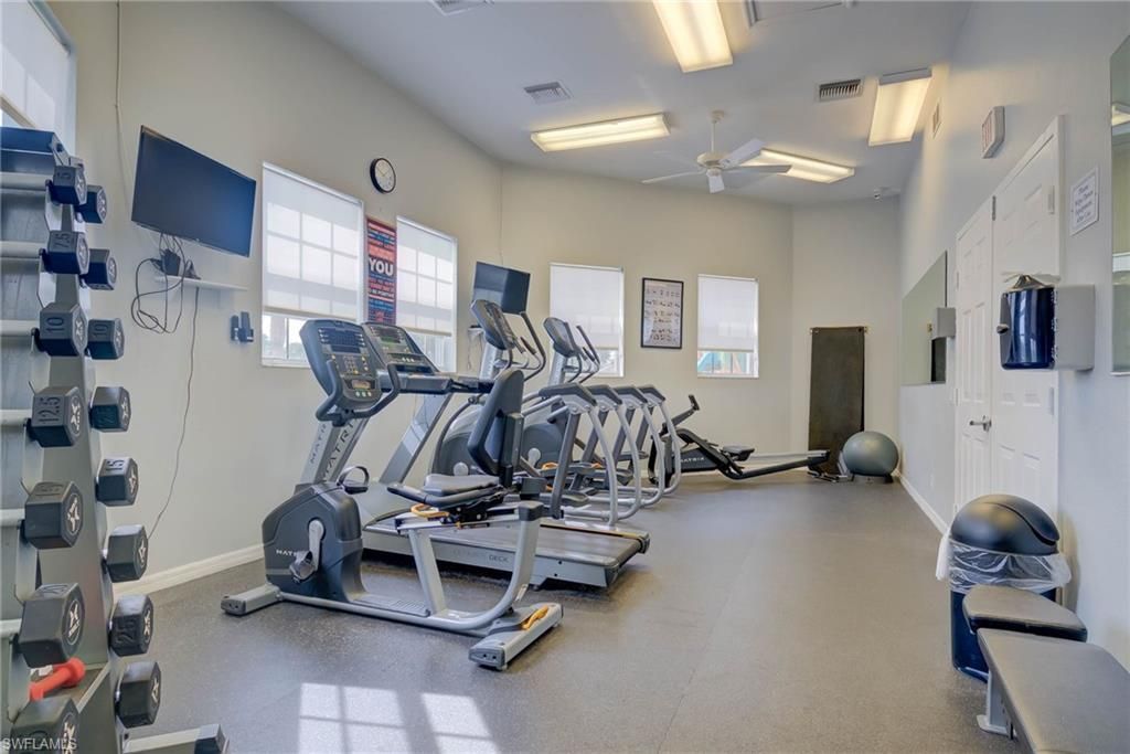 8889 Fawn Ridge Dr, Fort Myers, FL 33912 Photo