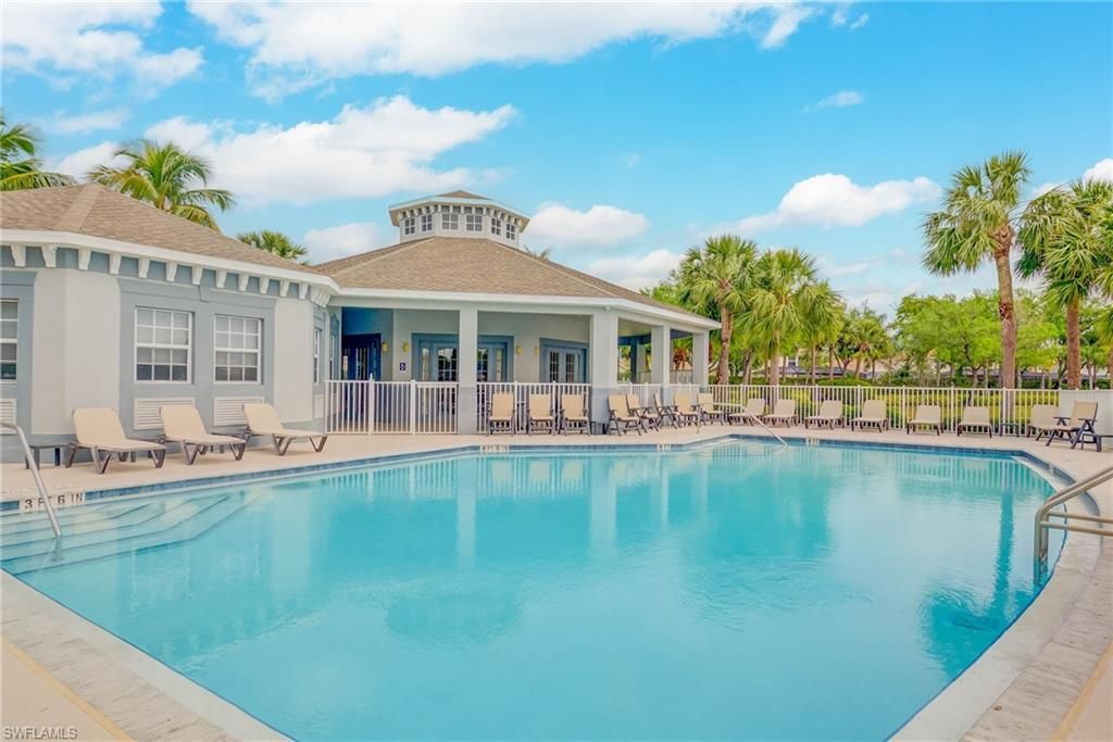8889 Fawn Ridge Dr, Fort Myers, FL 33912 Photo