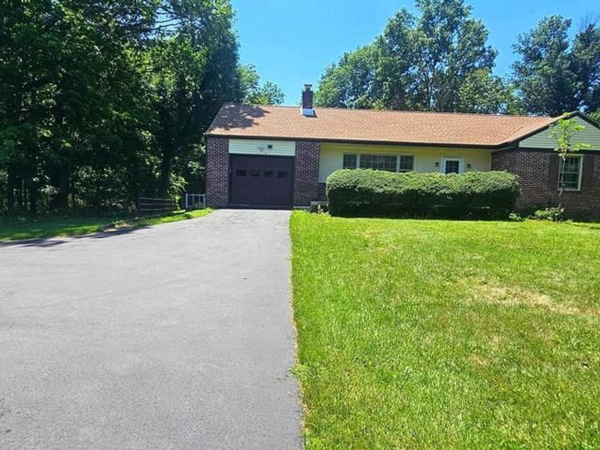 2247 E Orvilla Road, Hatfield, PA 19440 Main Photo