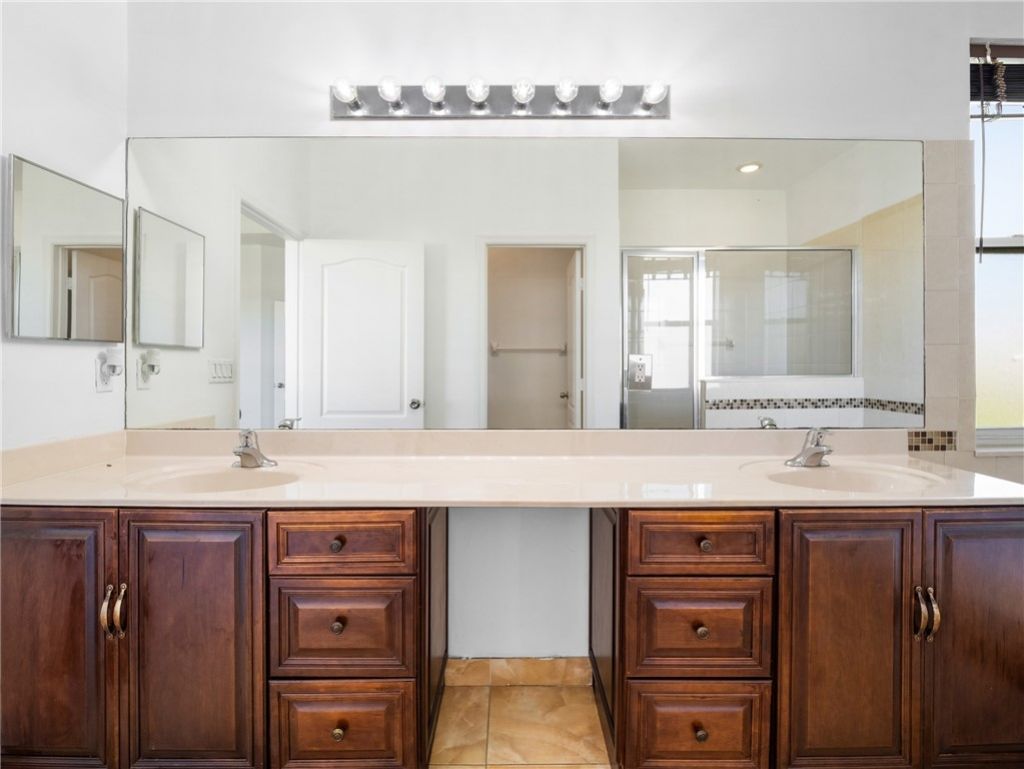 5648 Spanish River Road, Fort Pierce, FL 34951 Photo