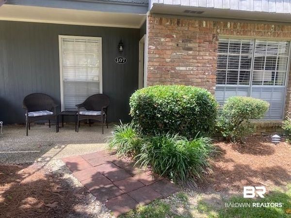 207 S Mobile Street, Unit 107, Fairhope, AL 36532
