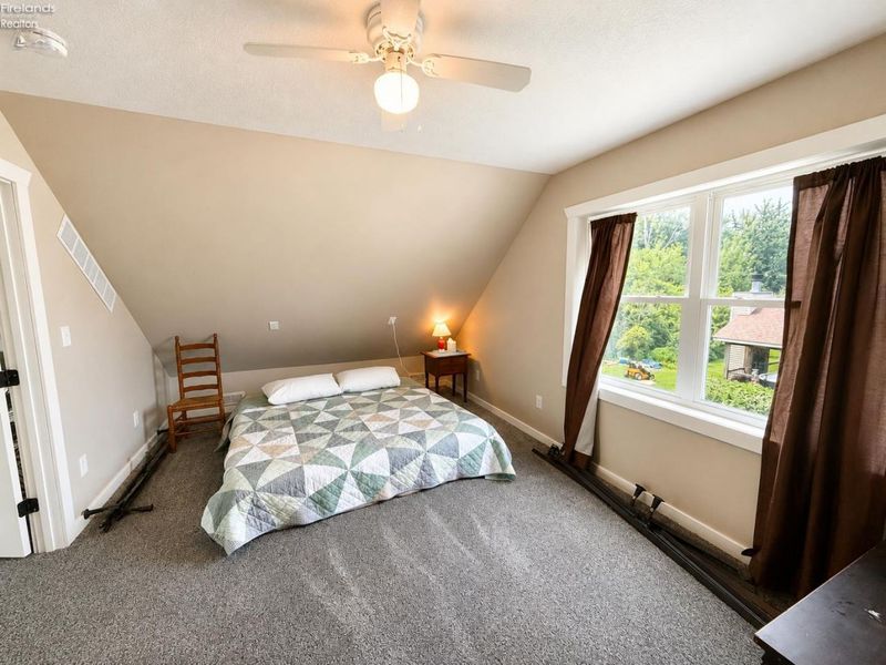 190 Anchor, Middle Bass Island, OH 43446 Photo 16