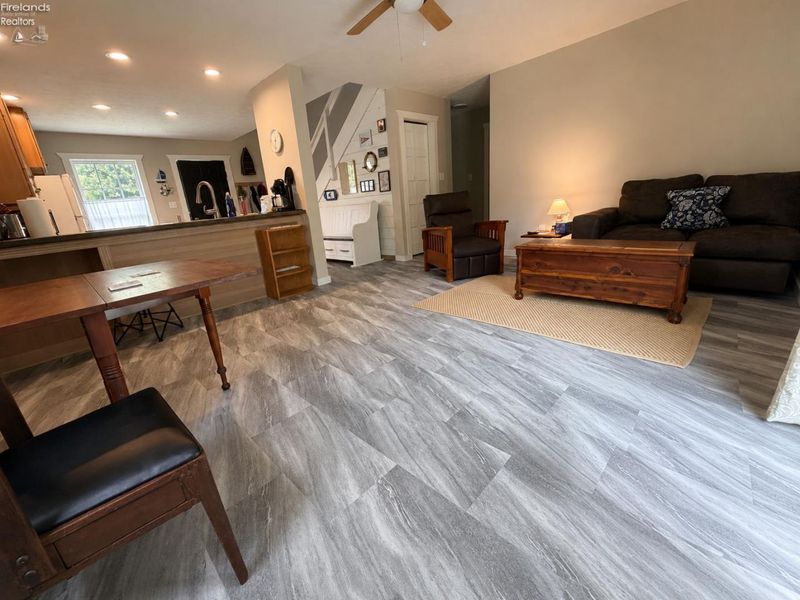 190 Anchor, Middle Bass Island, OH 43446 Photo 6