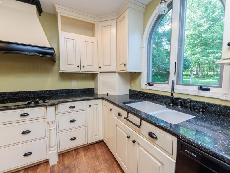7588 Rice Road, Amherst, OH 44001 Photo 18