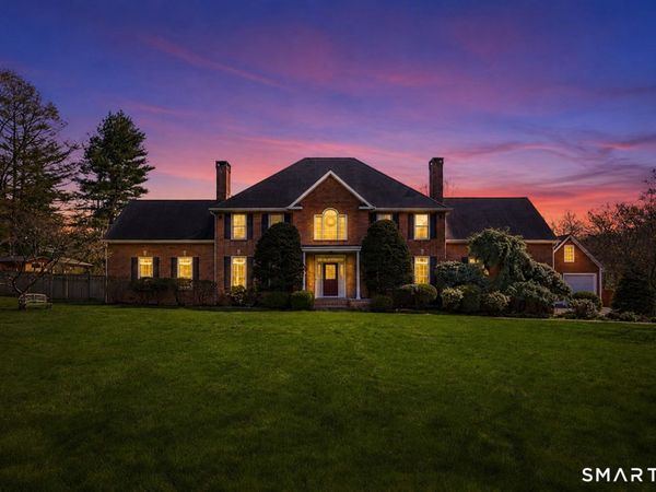 16 Robin Hood , Easton, CT 06612