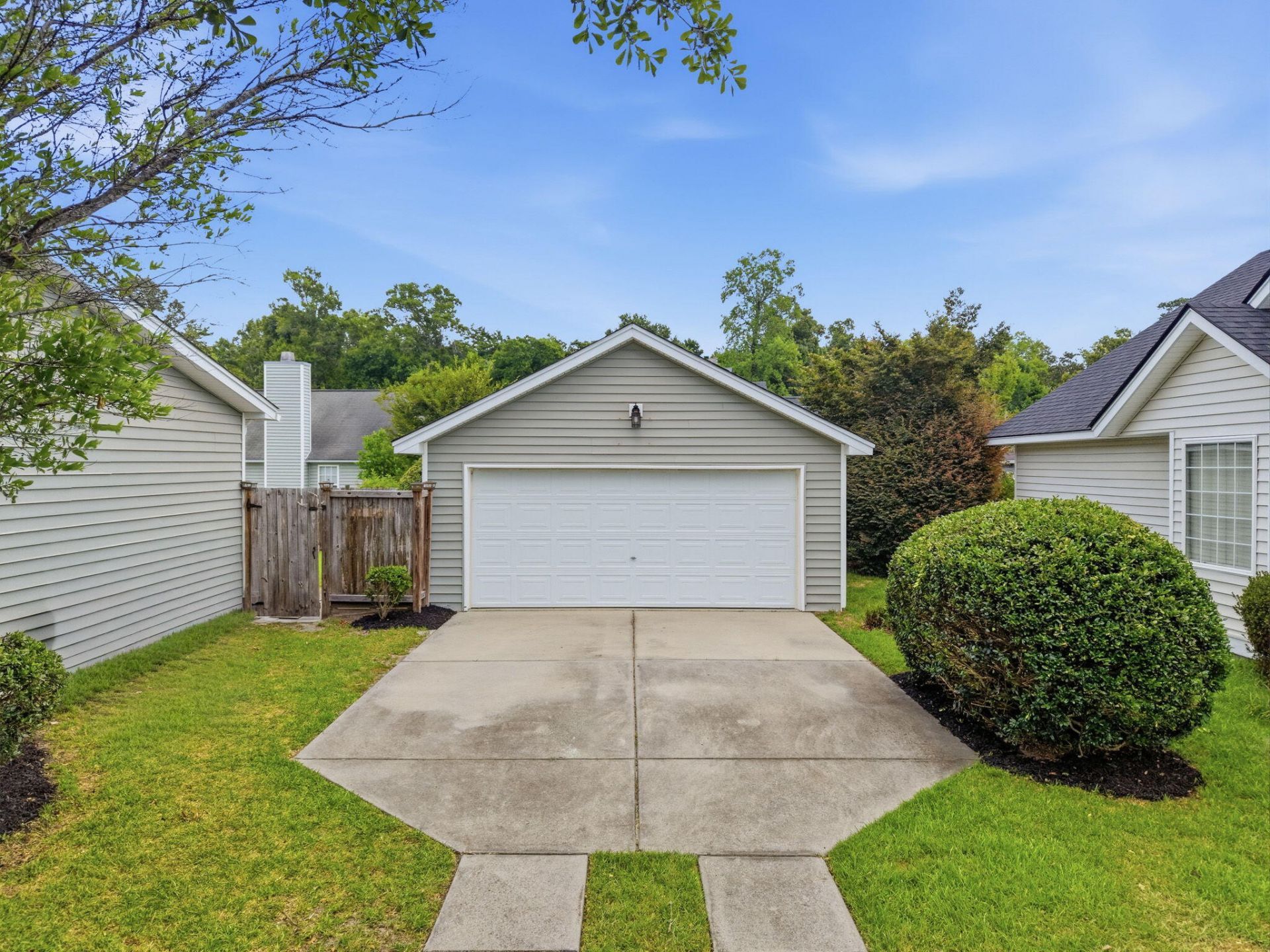 135 Full Moon Court Photo 15