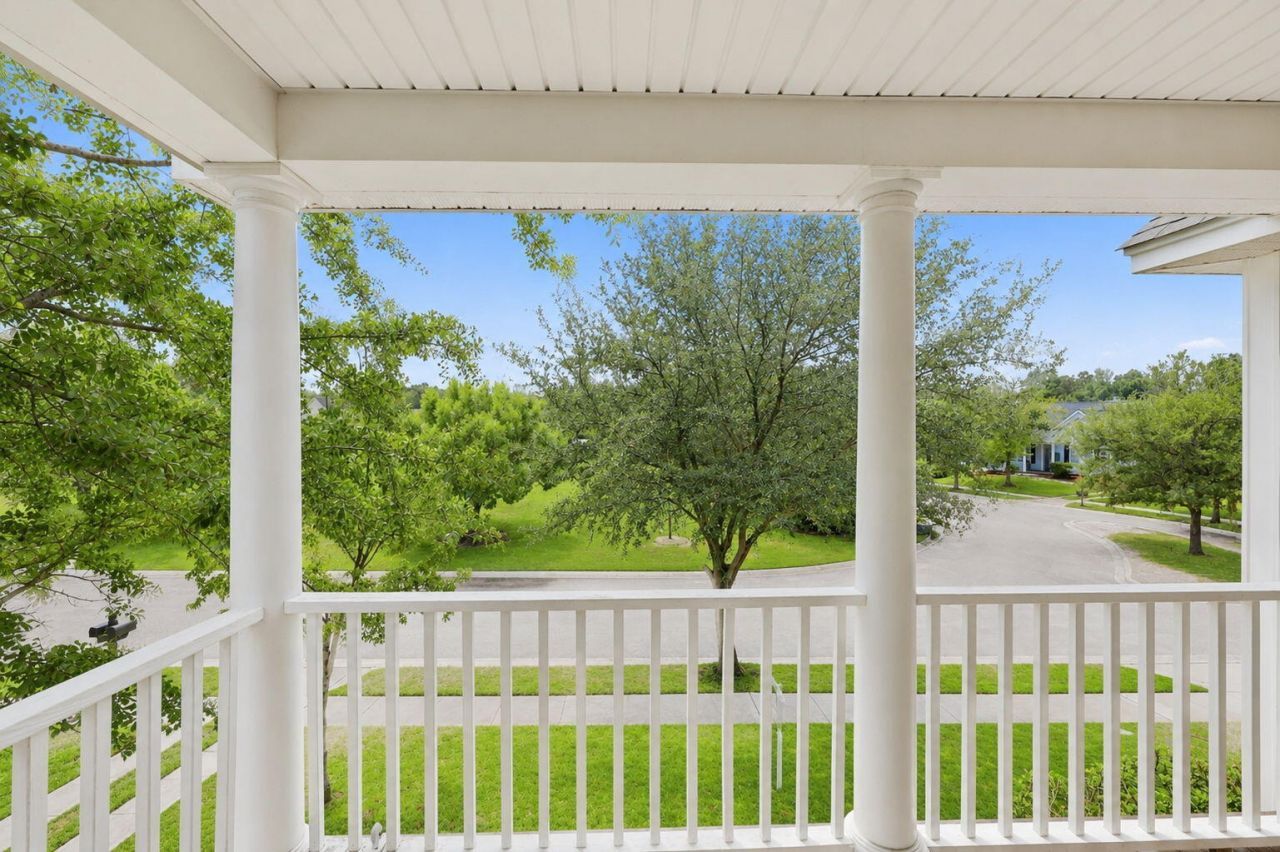 135 Full Moon Court Photo 34