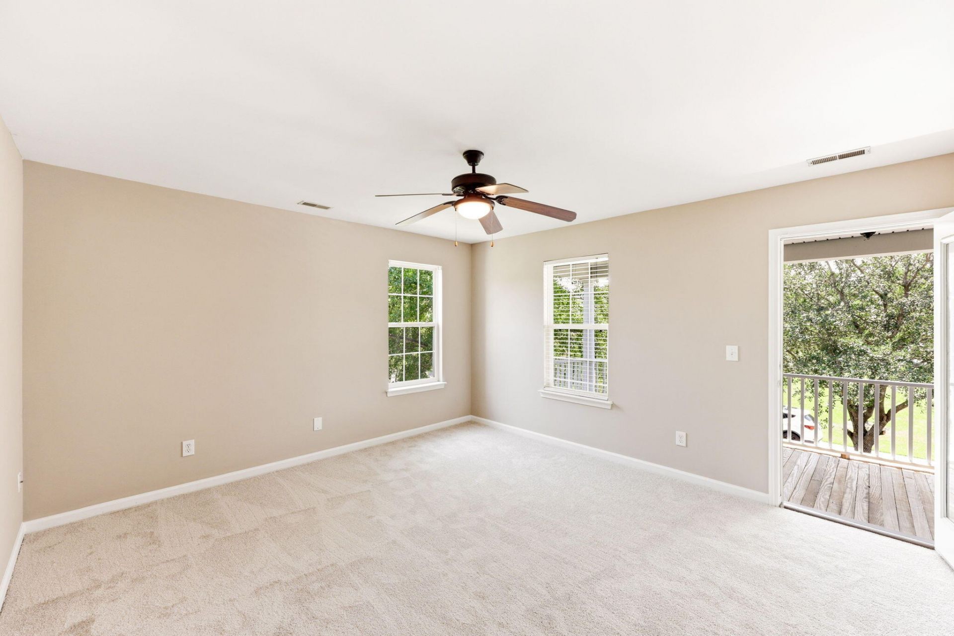 135 Full Moon Court Photo 35