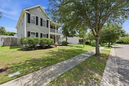 135 Full Moon Court photo 4