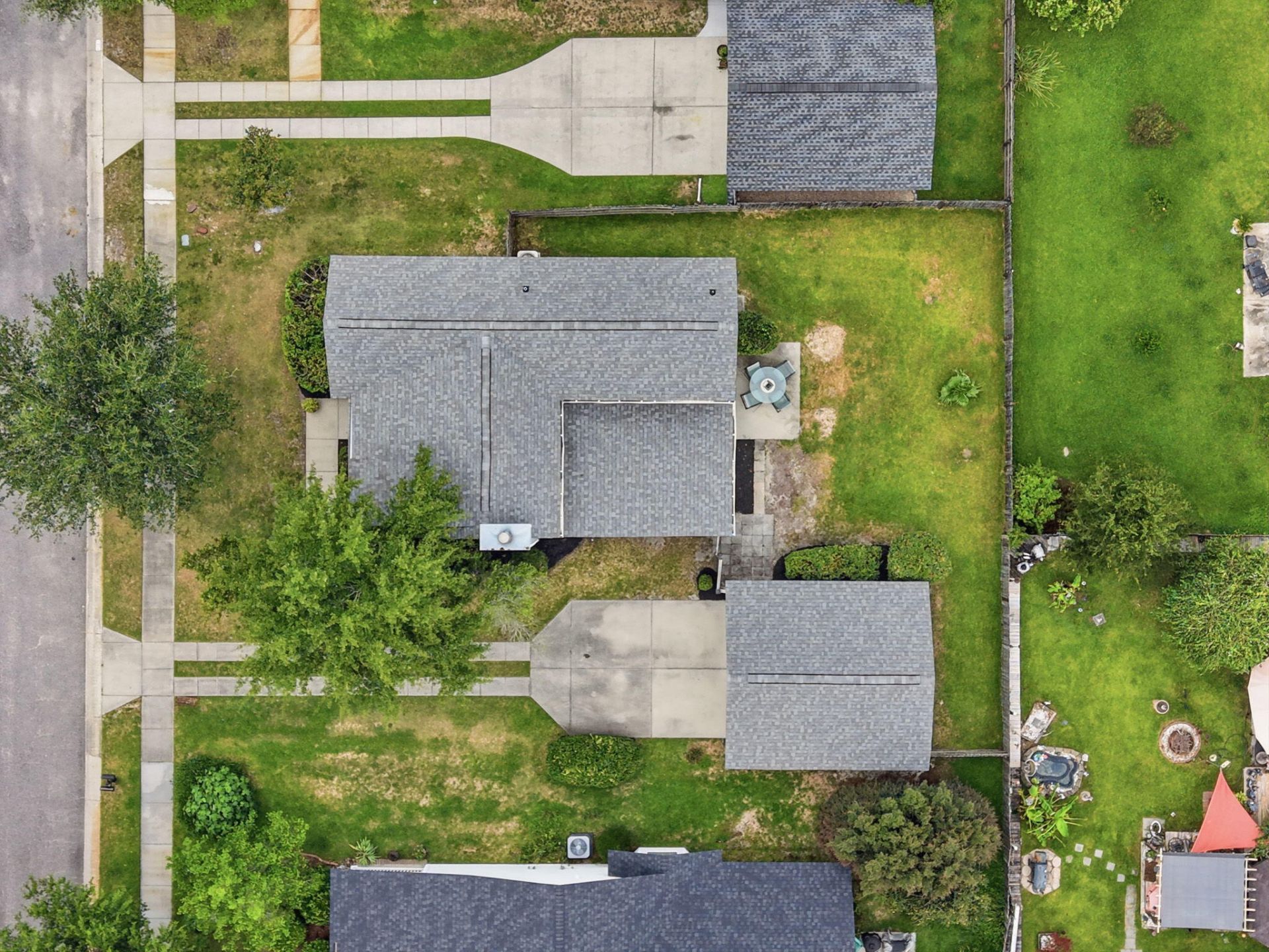 135 Full Moon Court Photo 7