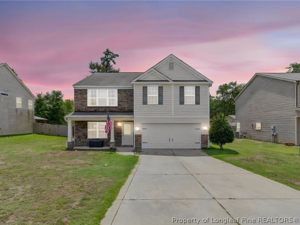 1454 Laguardia Drive, Hope Mills, NC 28348