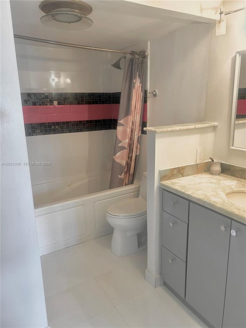 300 Diplomat Pkwy , Unit 301, Hallandale Beach, FL 33009 Photo