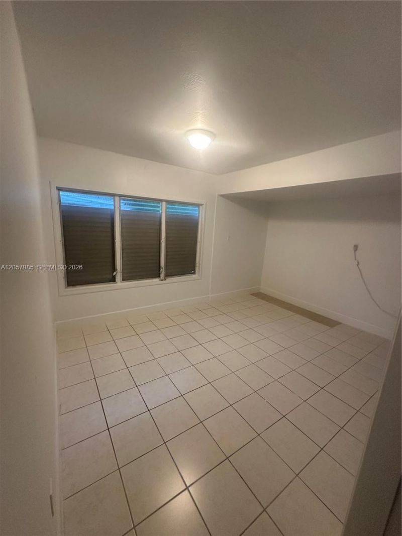 3404 SW 14th St , Unit R, Miami, FL 33145 Photo
