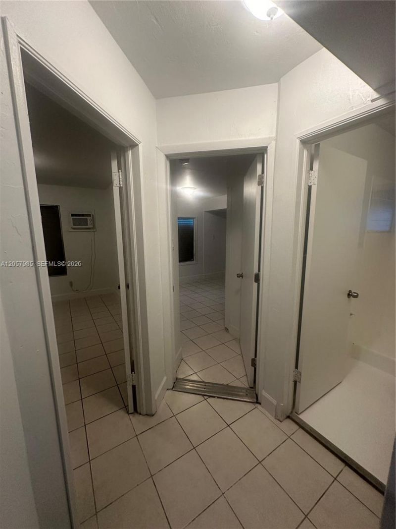 3404 SW 14th St , Unit R, Miami, FL 33145 Photo
